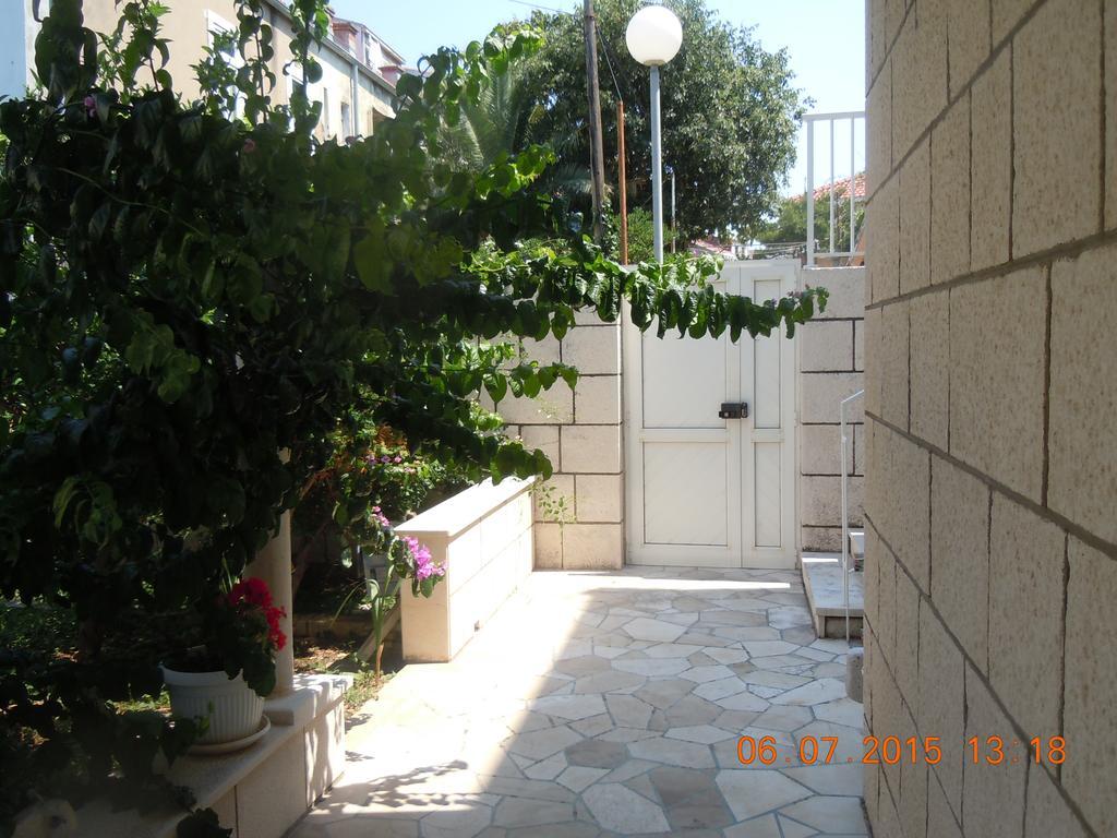Central Apartment دوبروفينك الغرفة الصورة